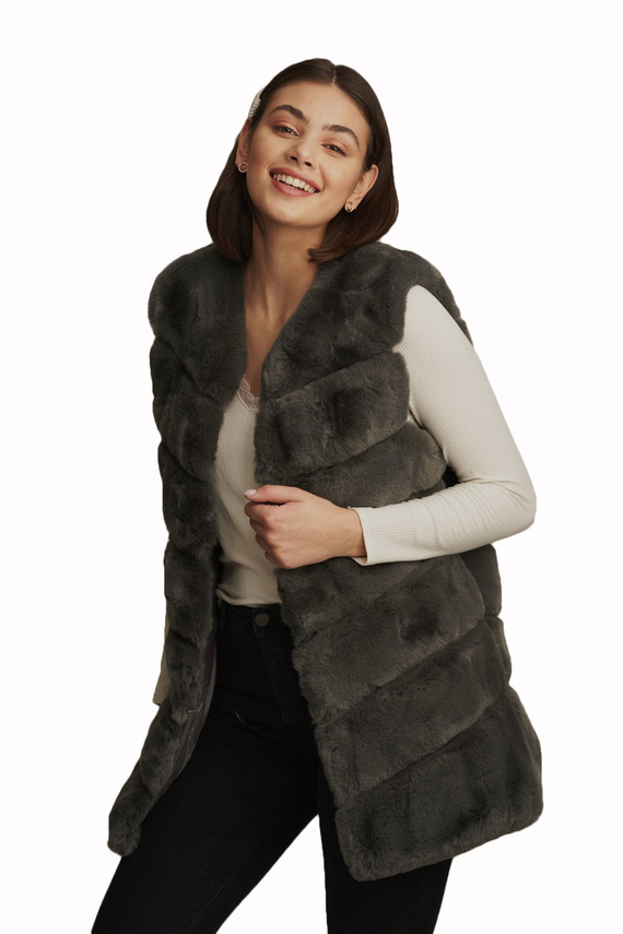 Czapka Damska z naturalnym pomponem