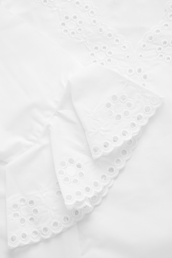 Damska bluzka z haftem