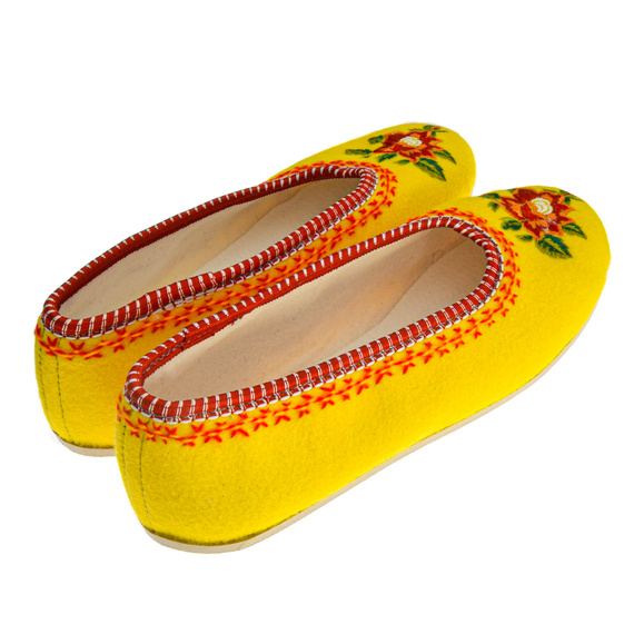 Filcowe pantofle damskie