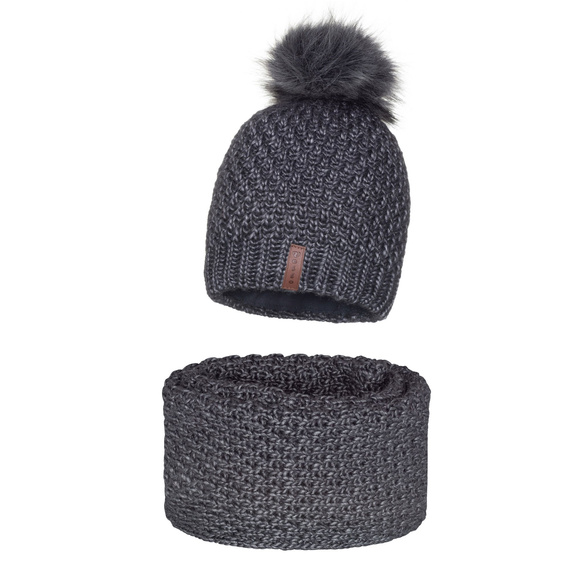 Czapka Damska z naturalnym pomponem