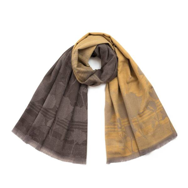 Szal Róża w gradiencie