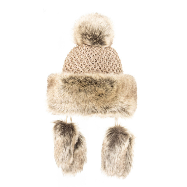 Czapka Damska z naturalnym pomponem