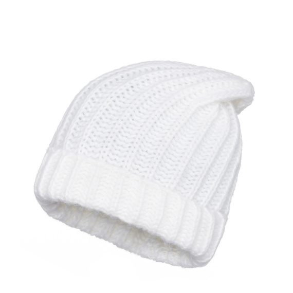 Czapka Damska z naturalnym pomponem