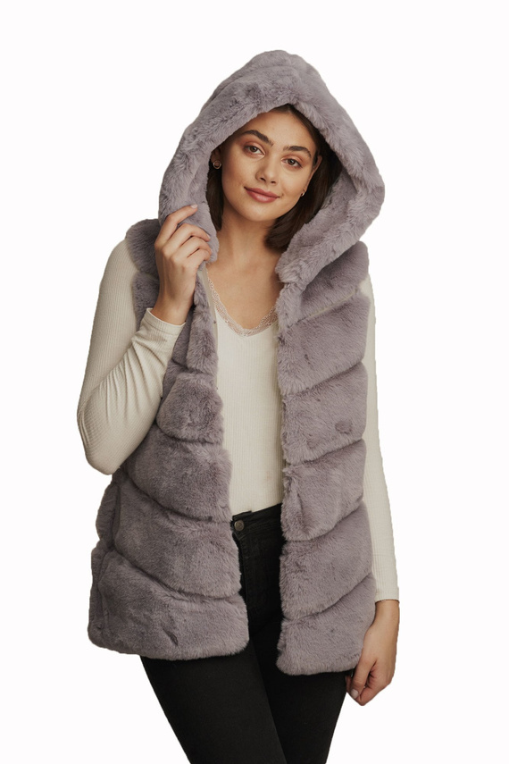 Czapka Damska z naturalnym pomponem