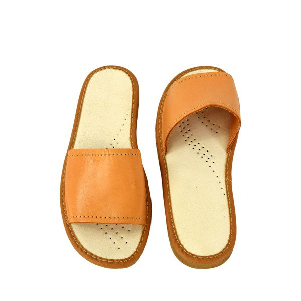 Skórzane pantofle damskie