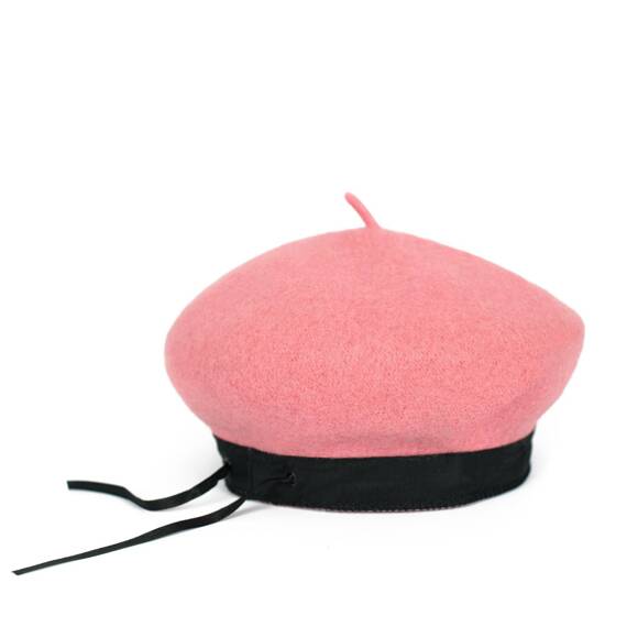 Beret Miłość w Paryżu